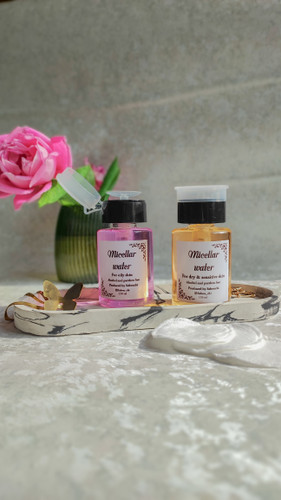 میسلار واتر پوست چرب نیاسینامید