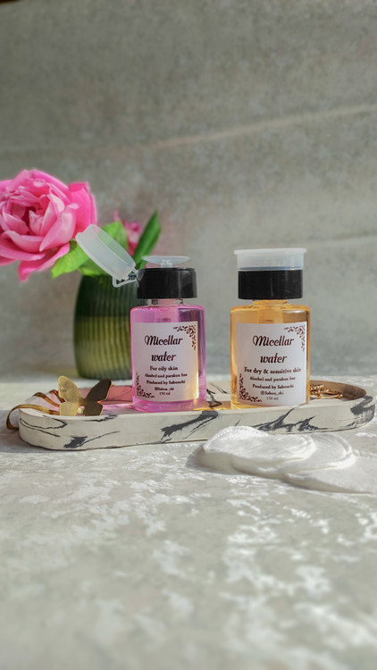 میسلار واتر پوست چرب نیاسینامید