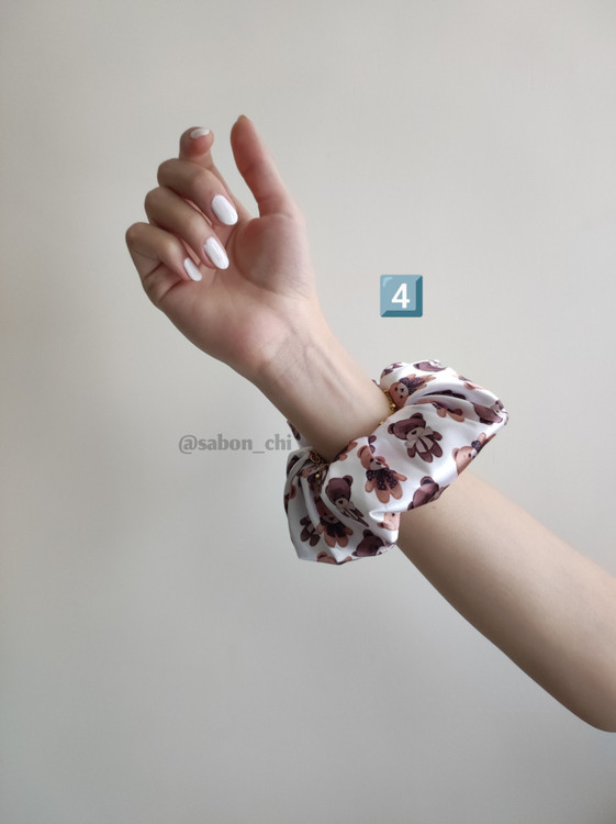 کش اسکرانچی ساتن طرح خرس قهوه ای