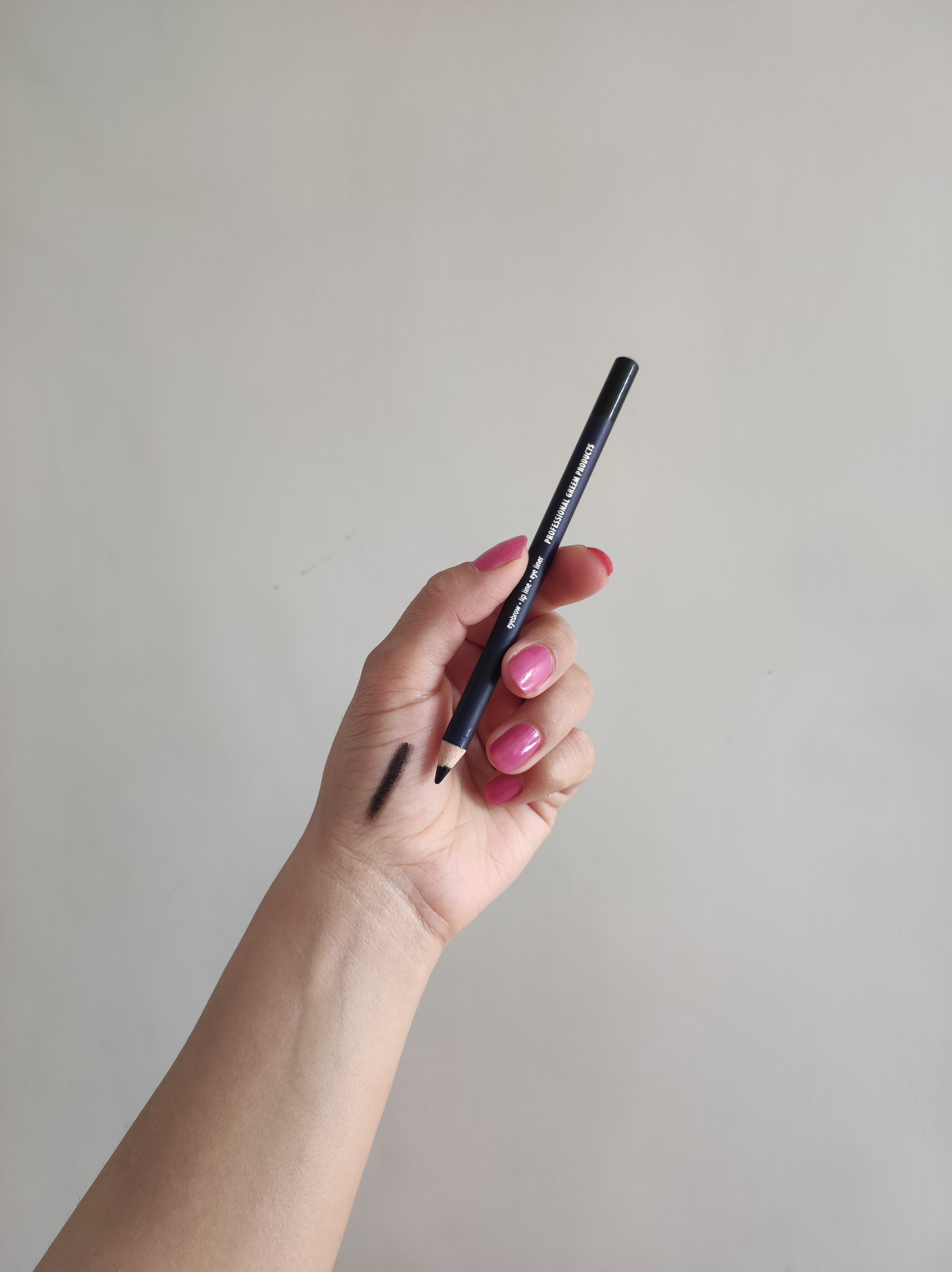 مداد چشم ارگانیک