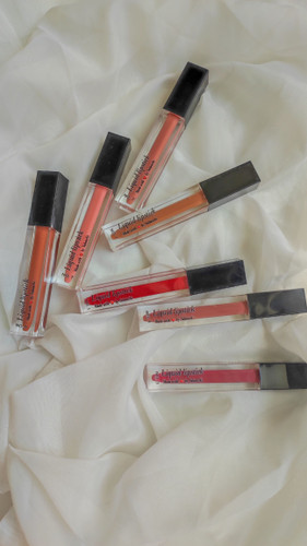 رژ مایع مات با اسکوالان